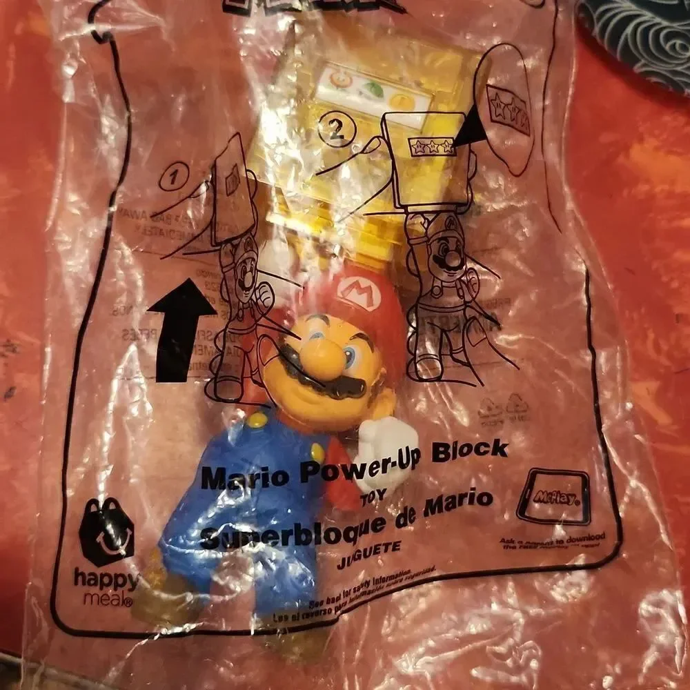 Super Mario Power Up Block McDonalds Happy Meal Toy 2018 NIP
